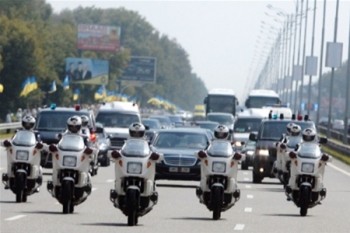 Шлях до кортежу