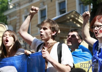 НАС БАГАТО!!!