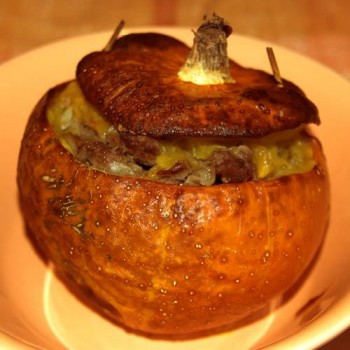 До Олі на бенкет