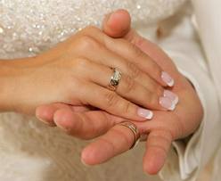 Поклавши руки на важкого плуга