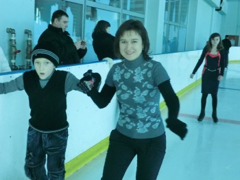 На ковзанах