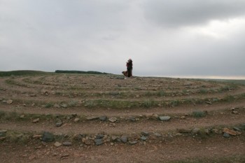 БЕЗПРИТУЛЬНІСТЬ