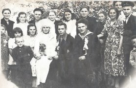 Десь верба моя там