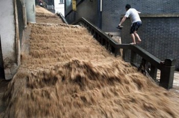Вона іноді мстилася їм…