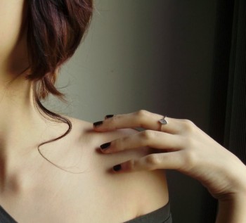 Чому вона не попросила