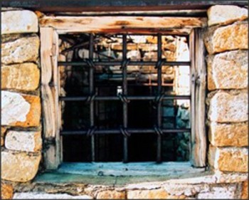 Де правду шукати?