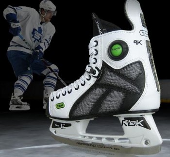 Как выбрать коньки для хоккея