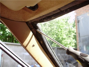 Замена стекол ВАЗ: лобового и заднего стекла.