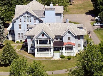 Помощь агентства при сдаче жилья в наем.