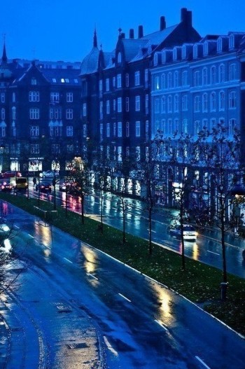 Трамвайно-тролейбусний мотив