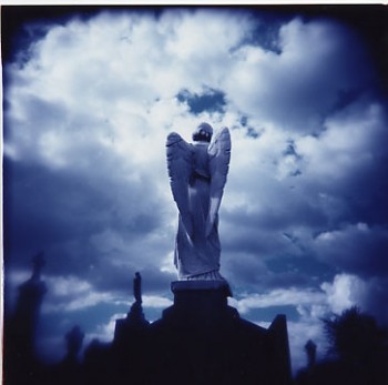 Сказали про кохання не писати