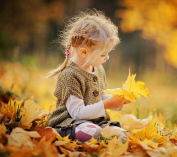 Осінь бігом зморена…