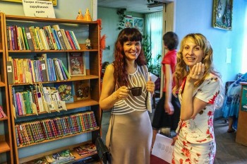 Двом красуням