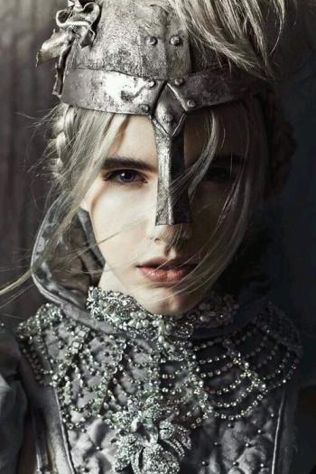 Бо хто ми насправді у цьому холодному Всесвіті?