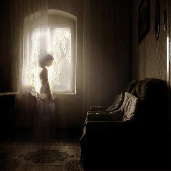 ...додому,  який не дім...