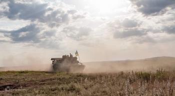 Там небо чорне...