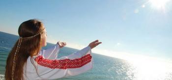 Я вишиваю ранок