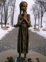 Запали свічку – зупини голод