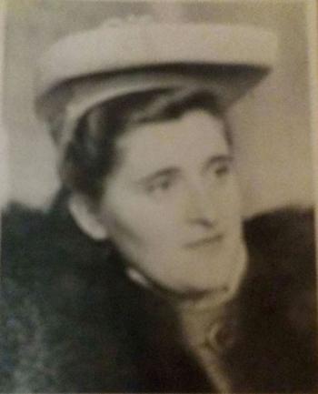 Жена офицерская