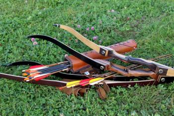 Устами славлена...