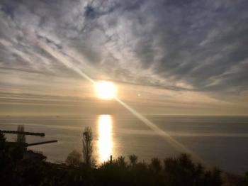 І буде світлий день