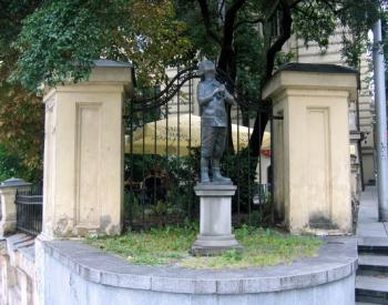 Історія про хлопчика,  який з`їв свою калошу