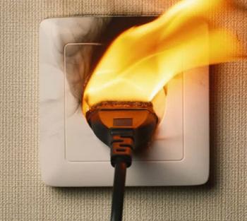 Розв’язування задач з теми: Електрорушійна сила. Закон Ома для повного кола