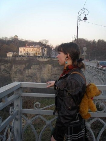 Вона тоді не уміла любити