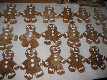 ПІСЕНЬКА РІЗДВЯНИХ ЧОЛОВІЧКІВ