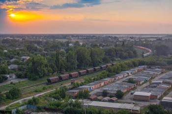 Вечерний поезд в городе Пирятин!