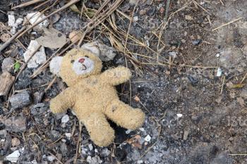 Війна та плюшевий ведмедик