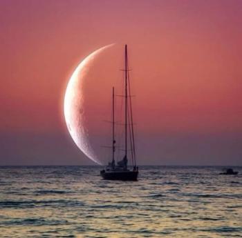 Місячне вітрило