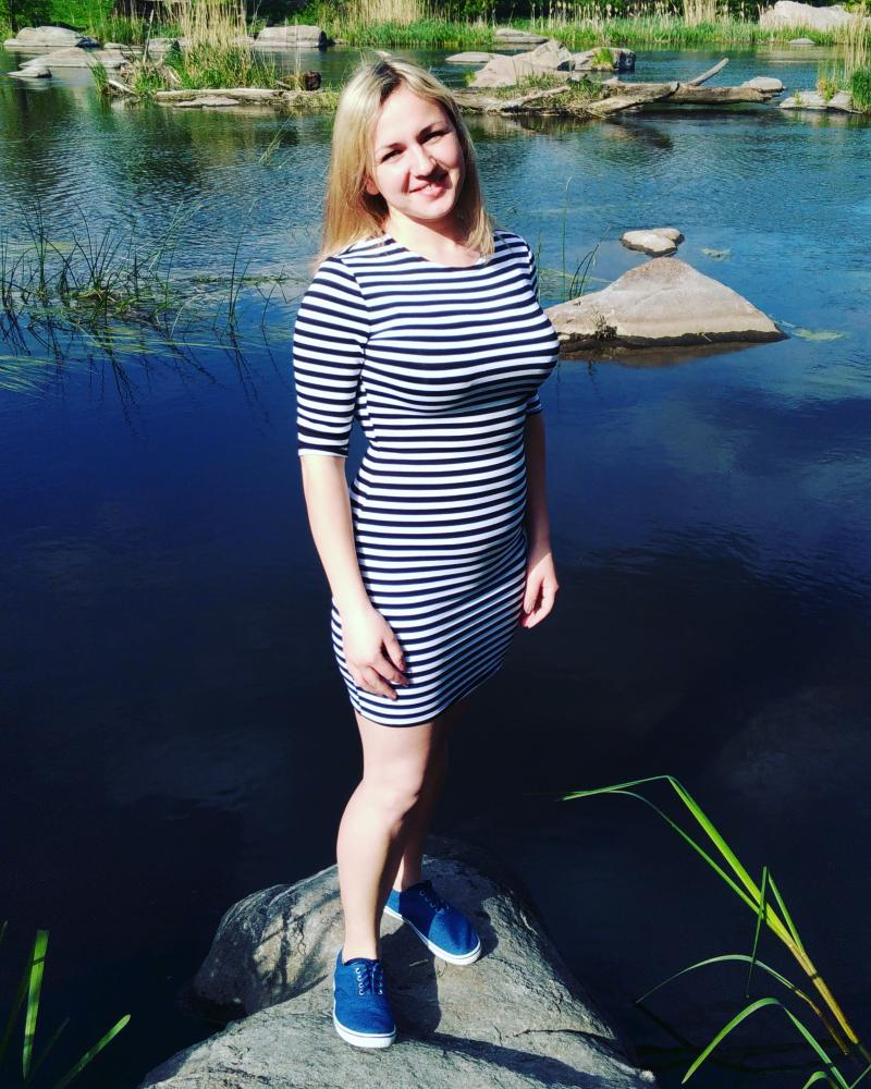 Оксана Муравська